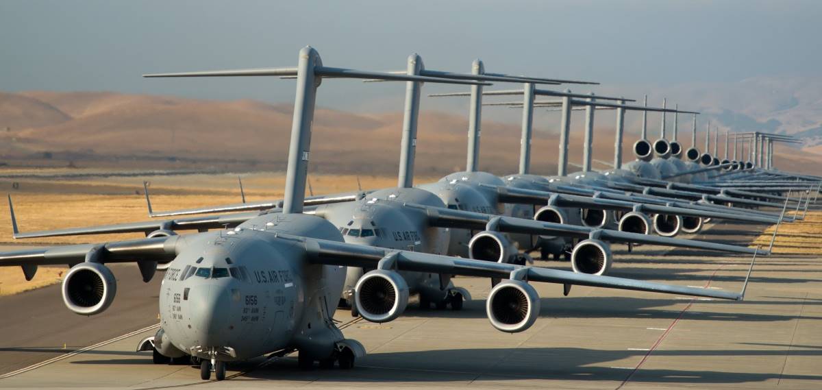 military_jets_runway_usa_c_17_globemaster_cargo_airplane_plane-879658