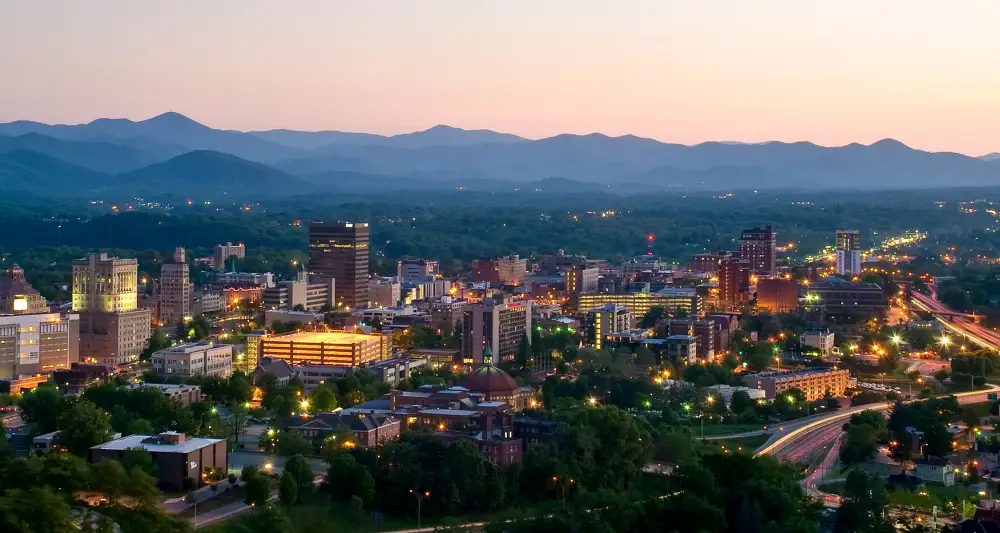 Asheville_at_dusk_(cropped)